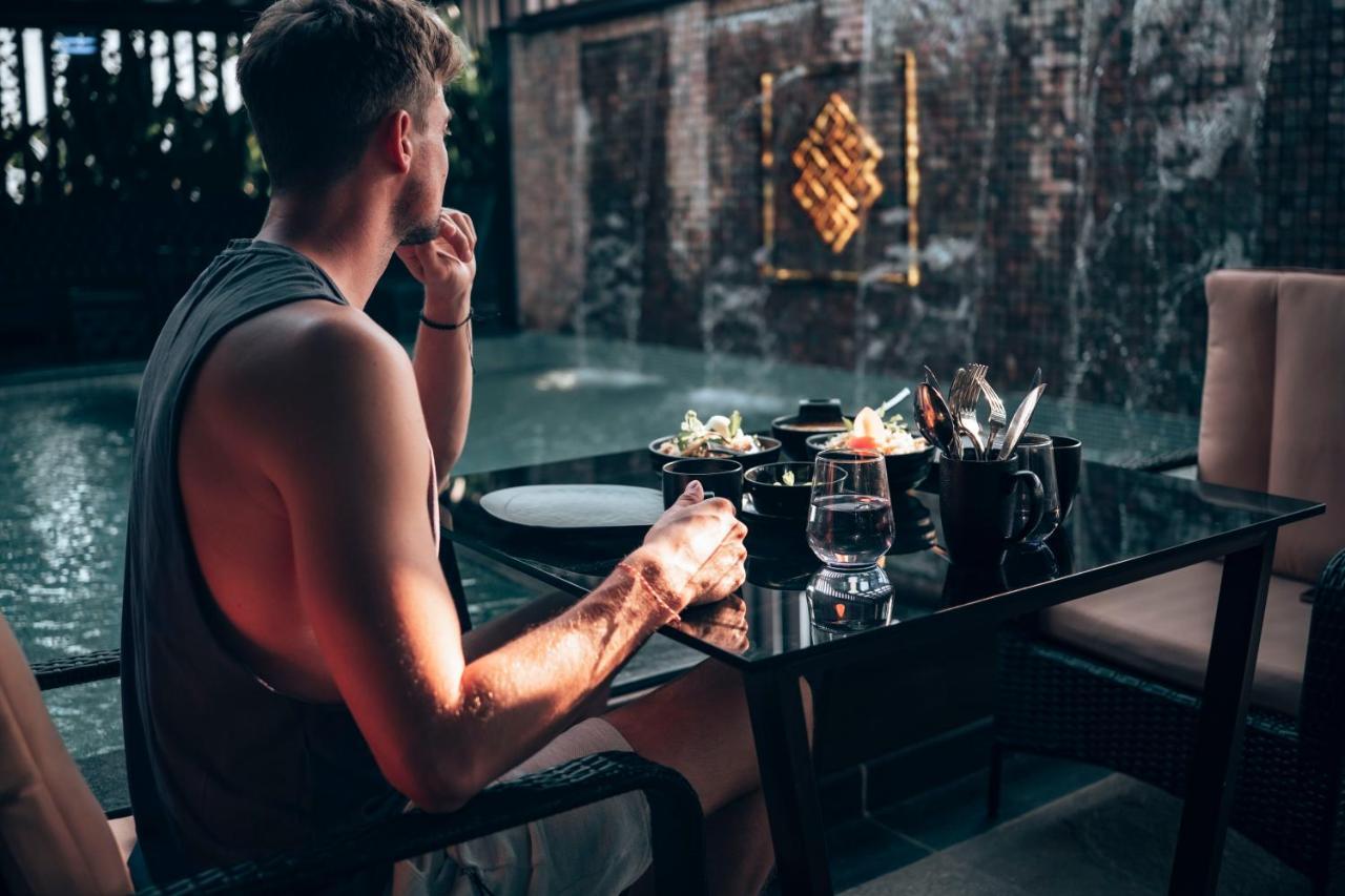Retrieve Health & Wellness Hotel Kochi Екстериор снимка